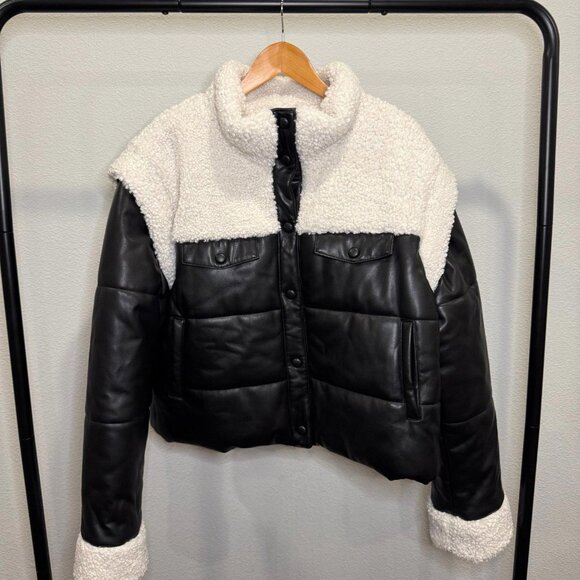 Lovers & Friends Greenpoint Twofer Puffer Jacket Black Size XL NWT - Picture 7 of 12